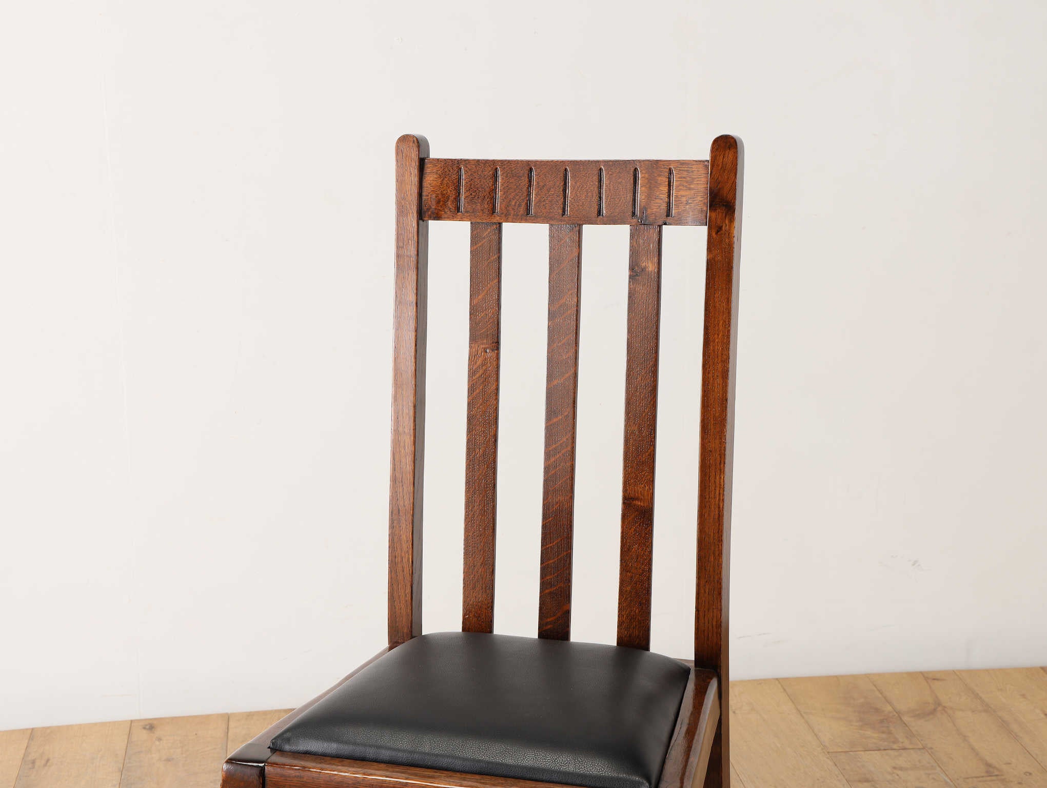 ダイニングチェア | ロイズ・アンティークス | ヨーロッパの