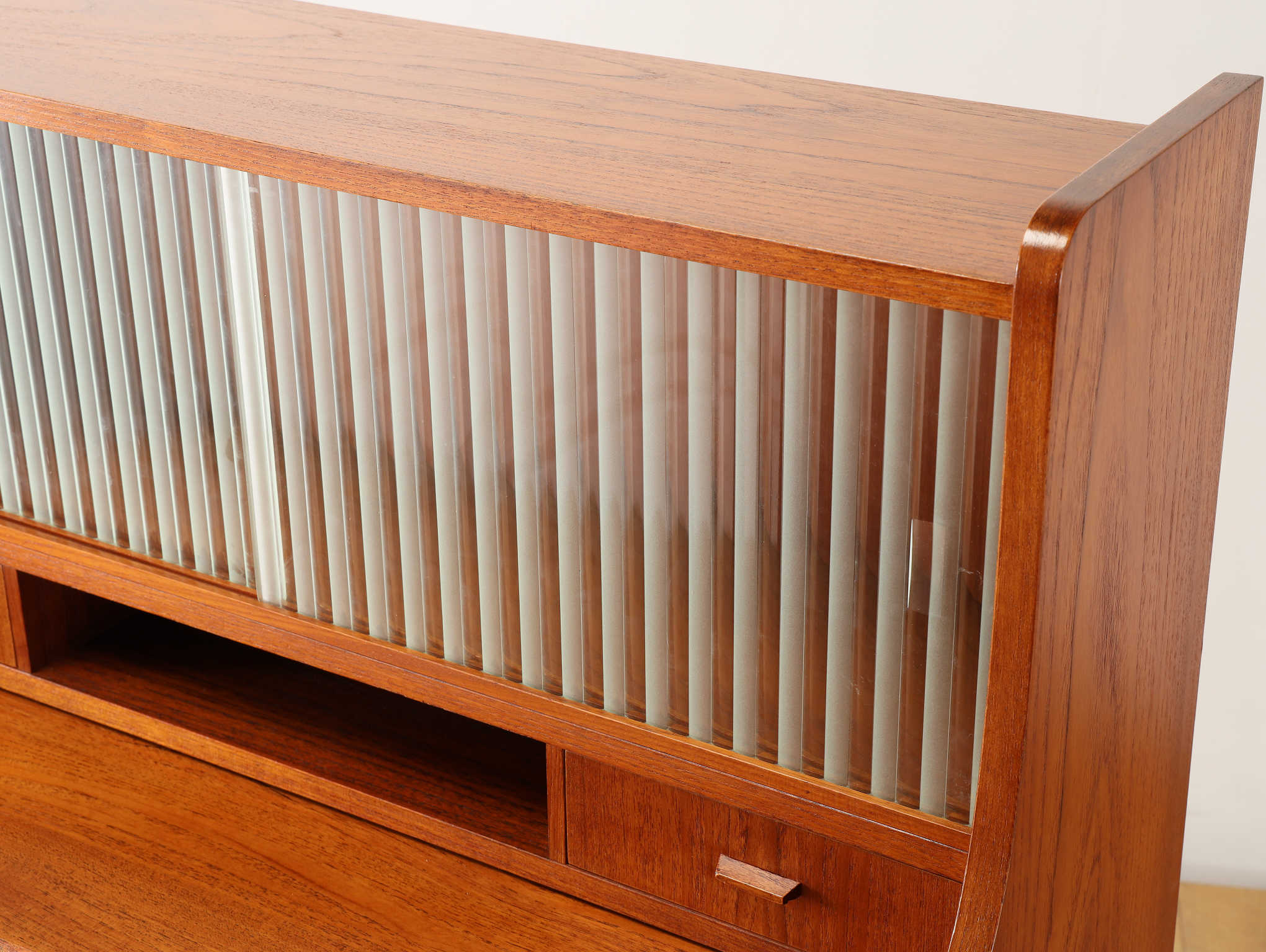 ビューロー | ロイズ・アンティークス | ヨーロッパのアンティーク