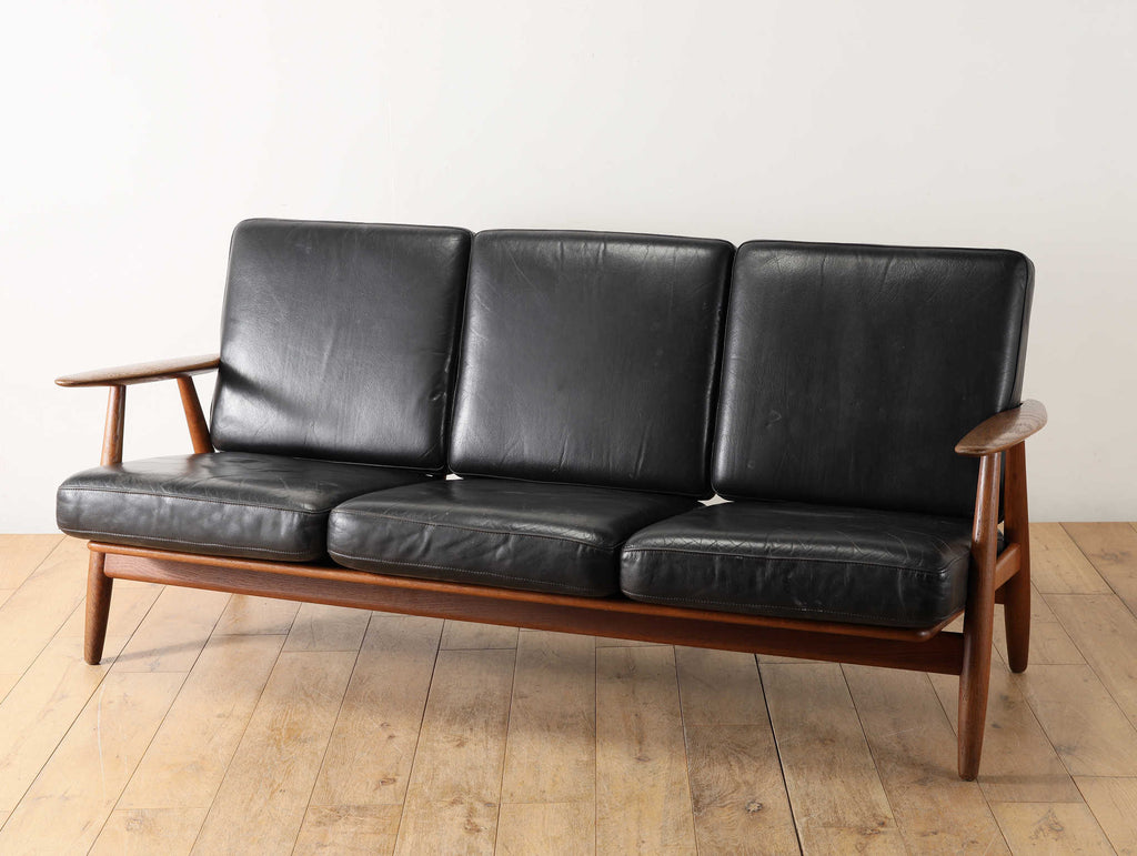 HANS J. WEGNER 3シーターソファ GE240 | ロイズ・アンティーク HANS J. WEGNER 3シーターソファ GE240 | ロイズ・アンティーク