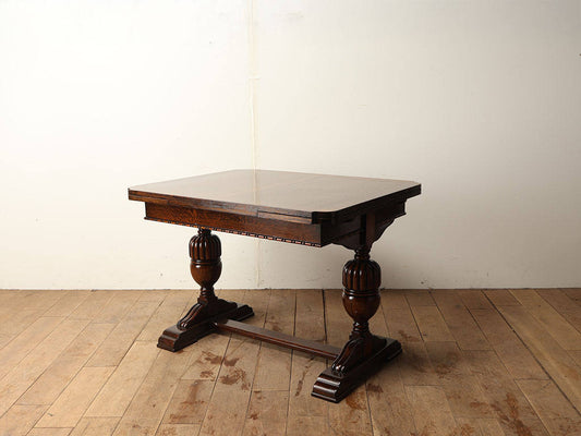 ドローリーフテーブル