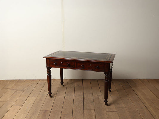 ヴィクトリアンレザートップデスク