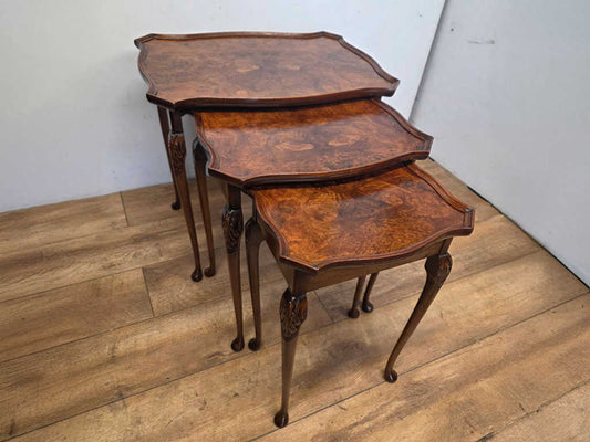 Q/Aネストテーブル