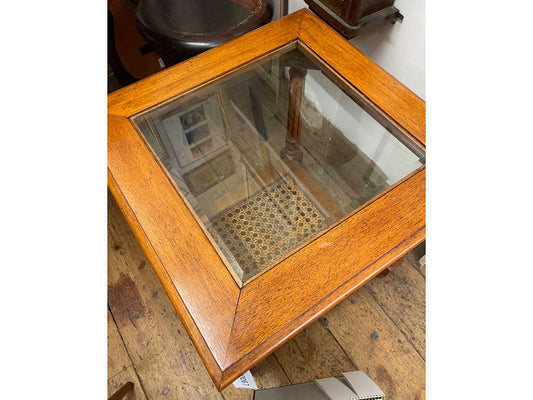 サイドテーブル