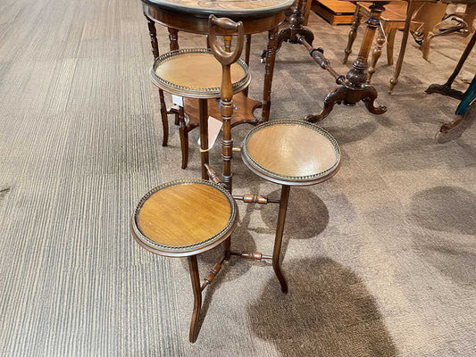 エドウォーディアンケーキスタンド