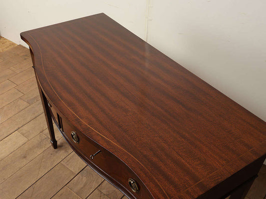 サーペンタインサイドテーブル