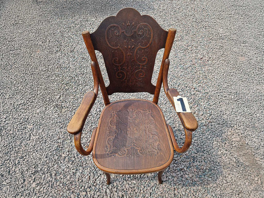 THONET | トーネット | ロイズ・アンティークス | ヨーロッパの