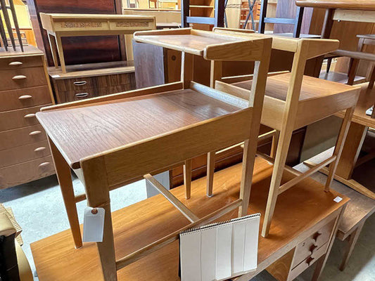 EYVIND BECKMAN ベッドサイドテーブル