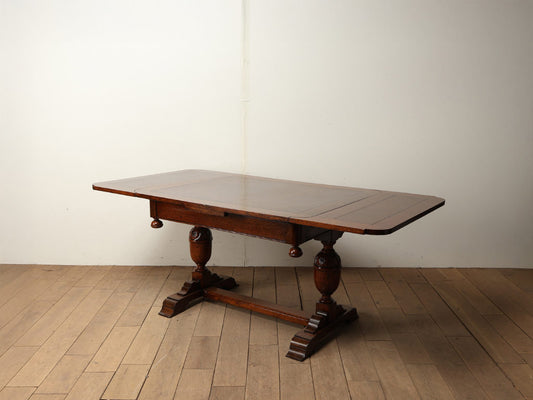 ラージドローリーフテーブル