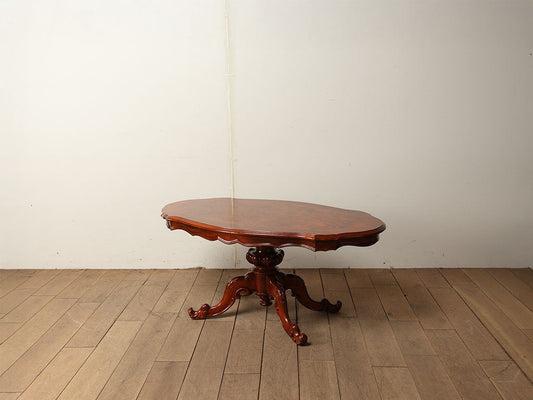 コーヒーテーブル