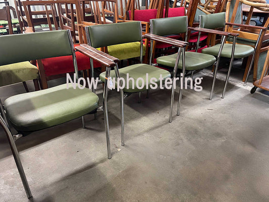 クロムアームチェア