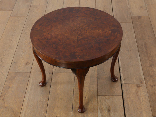 Q/Aコーヒーテーブル