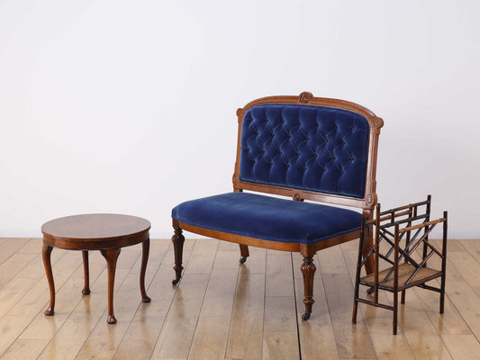 Q/Aコーヒーテーブル