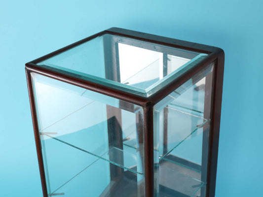 カウンタートップキャビネット