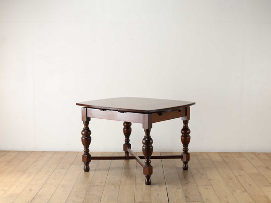 オーバルドローリーフテーブル