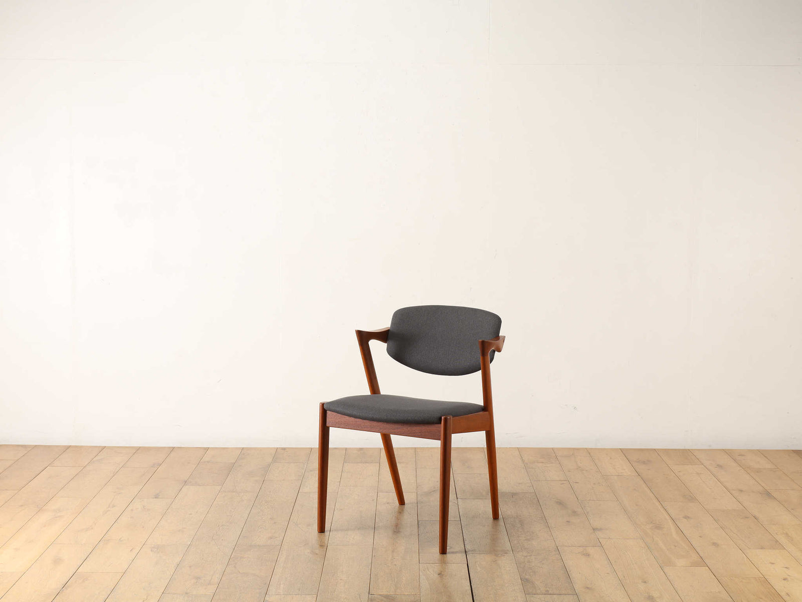 アンティーク家具