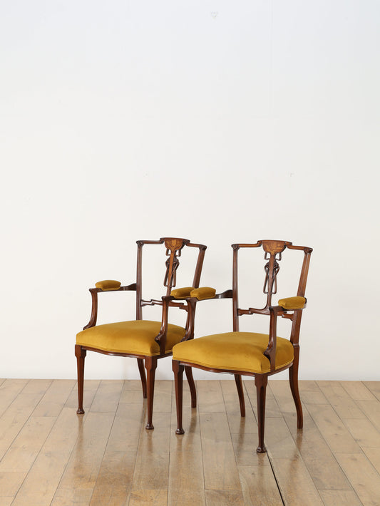 アールヌーヴォードレッシングアームチェア