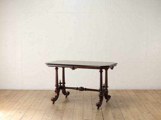 ヴィクトリアンサイドテーブル