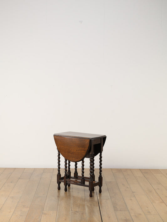 ゲートレッグテーブル