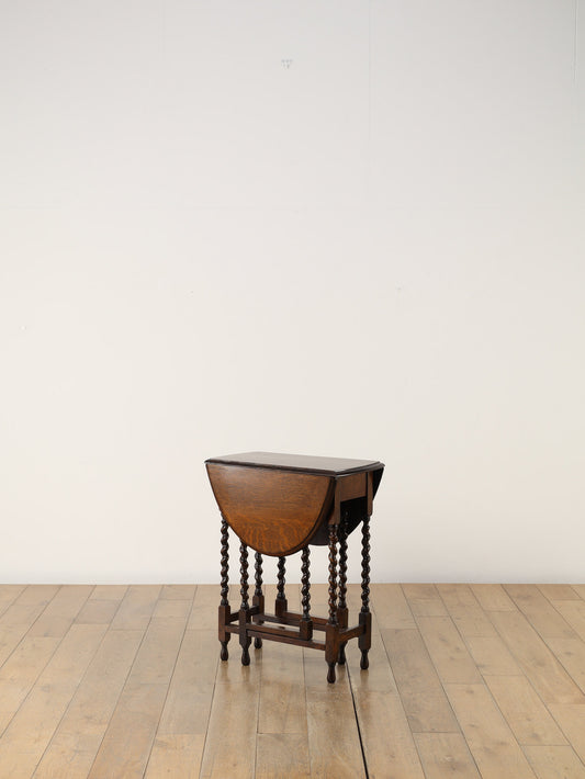 ゲートレッグテーブル