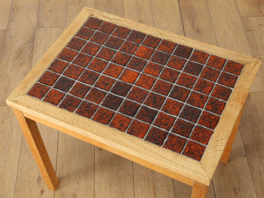 タイルトップサイドテーブル