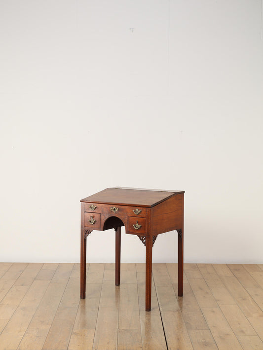 ジョージアンデスク