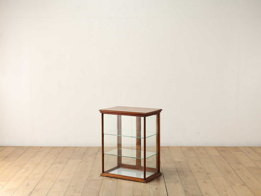 カウンタートップキャビネット