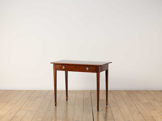 インレイライティングデスク