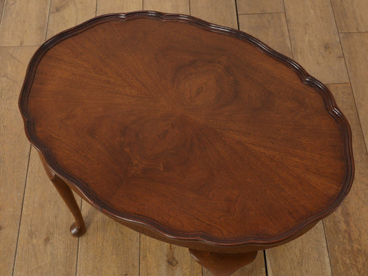 Q/Aコーヒーテーブル