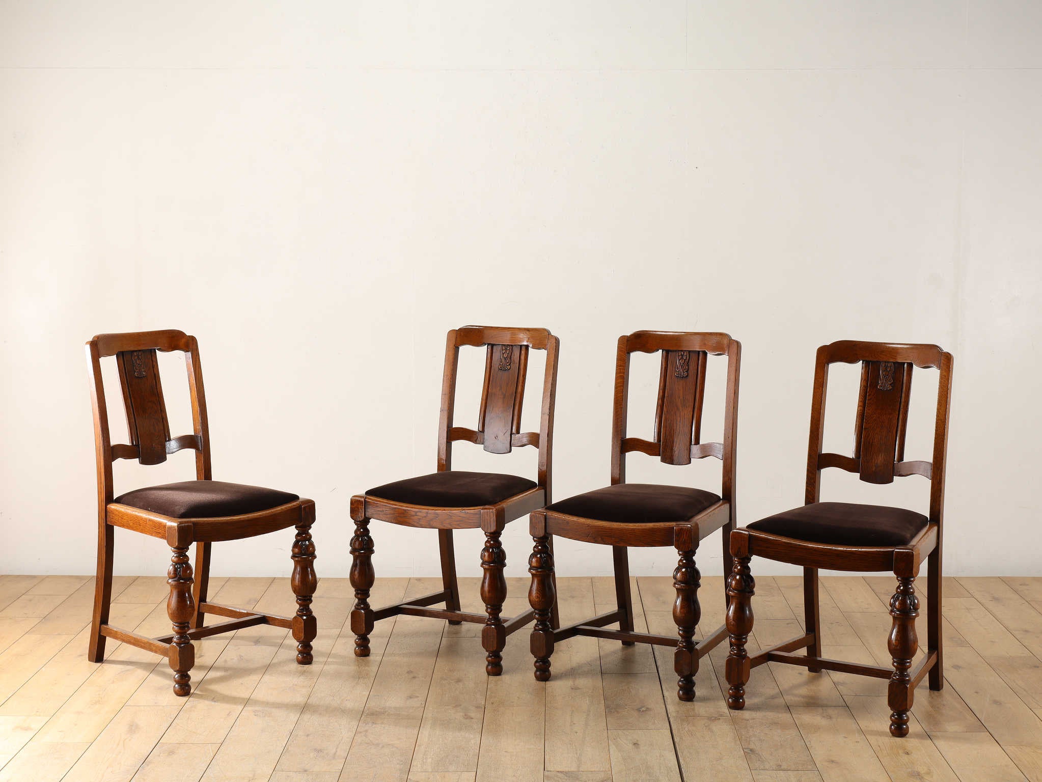 Lloyd's Antiques ロイズアンティークス ダイニングチェア ダイニングチェア | ロイズ・アンティークス | ヨーロッパの