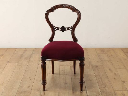 バルーンバックチェア