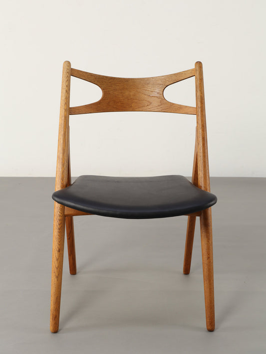HANS J. WEGNER ダイニングチェア Model.CH29