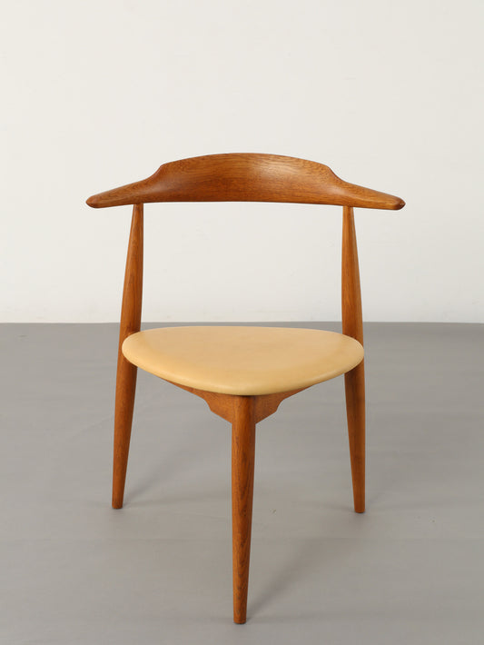 HANS J. WEGNER ハートチェア Model.FH4104