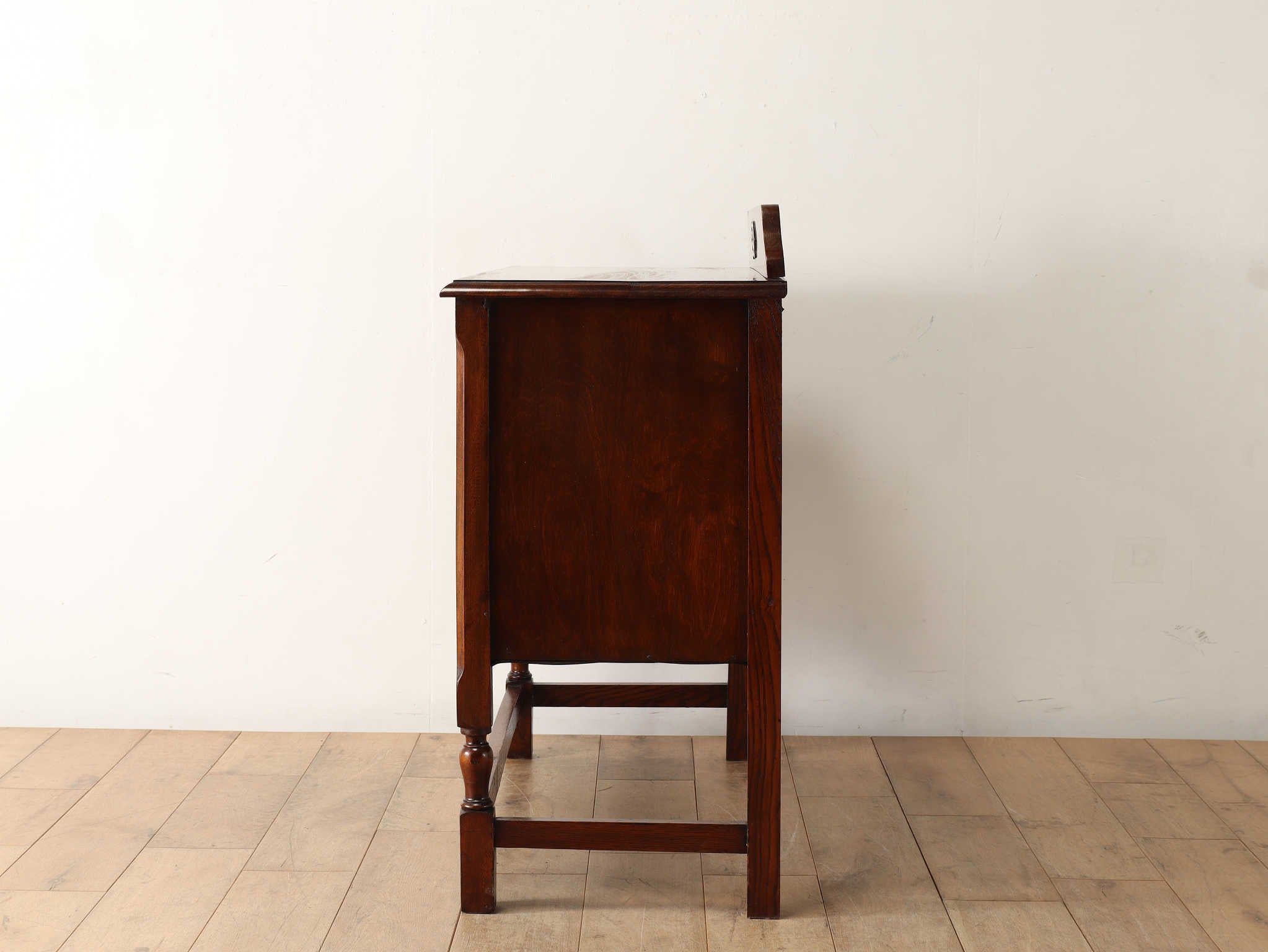 カップボード | ロイズ・アンティークス | ヨーロッパのアンティーク