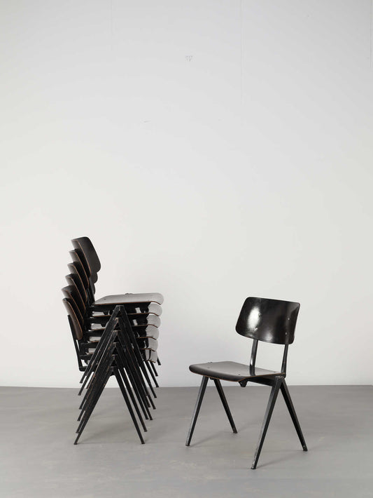 GALVANITAS S21チェア