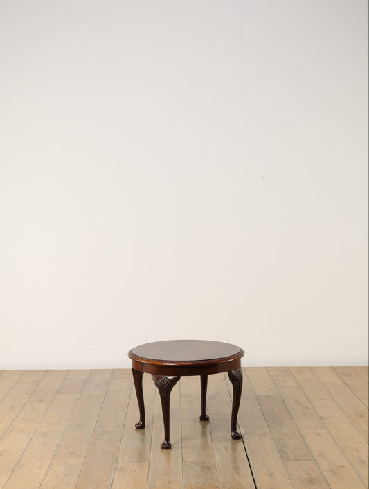 Q/Aコーヒーテーブル