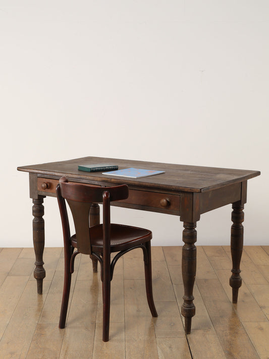 ペイントパインデスク