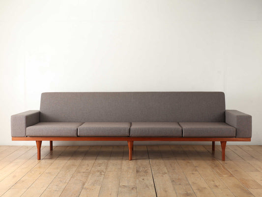 ILLUM WIKKELSO 4シーターソファ Model 50-4