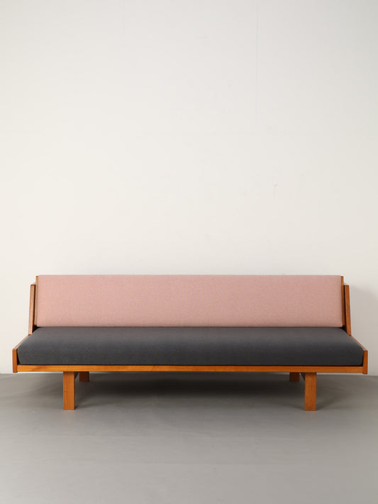 HANS J. WEGNER デイベッド Model.GE258