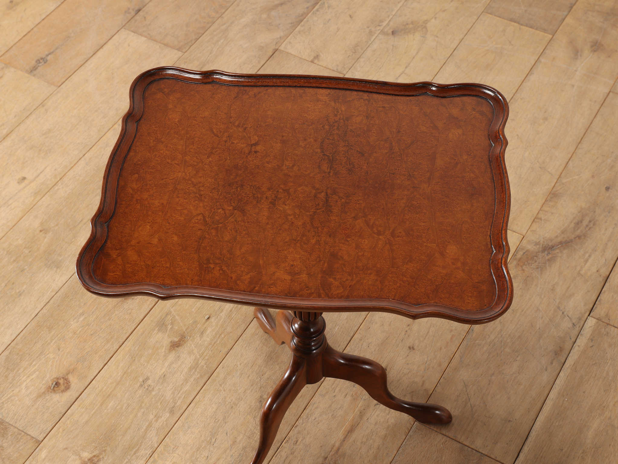 ワインテーブル | ロイズ・アンティークス | ヨーロッパのアンティーク