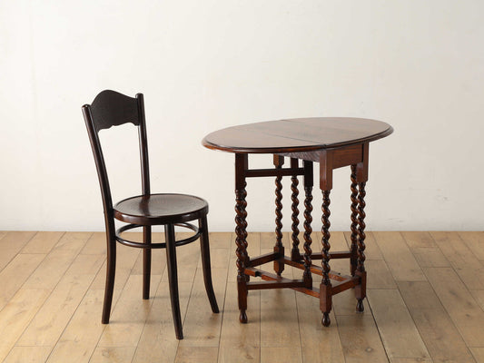 ゲートレッグテーブル