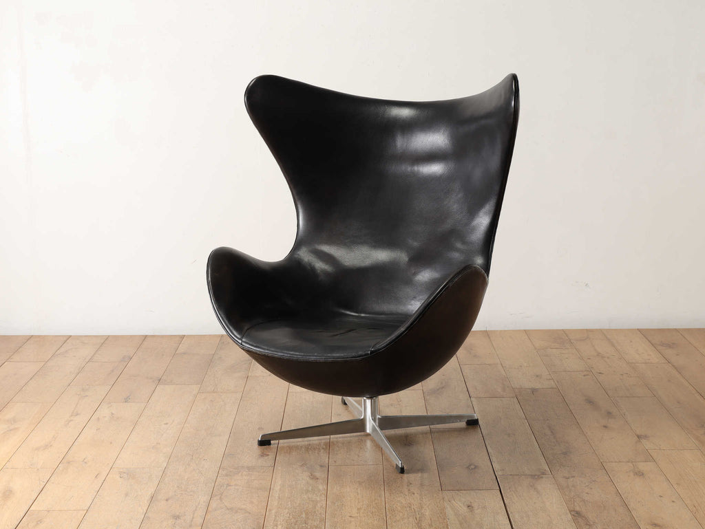 ARNE JACOBSEN エッグチェア MODEL 3315 | ロイズ・アンティークス
