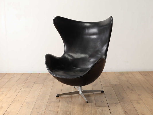 ARNE JACOBSEN エッグチェア MODEL 3315