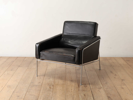 ARNE JACOBSEN エアポートチェア MODEL 3300