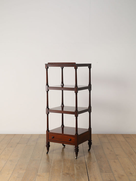 ヴィクトリアンシェルフ