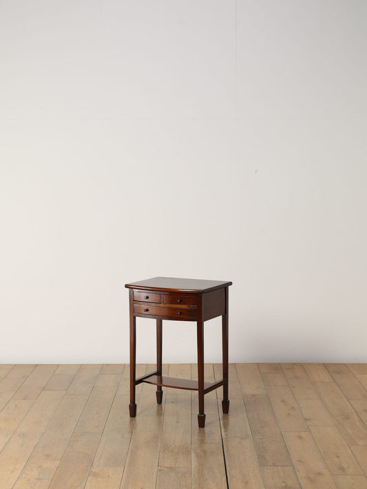 エドウォーディアンチェストテーブル