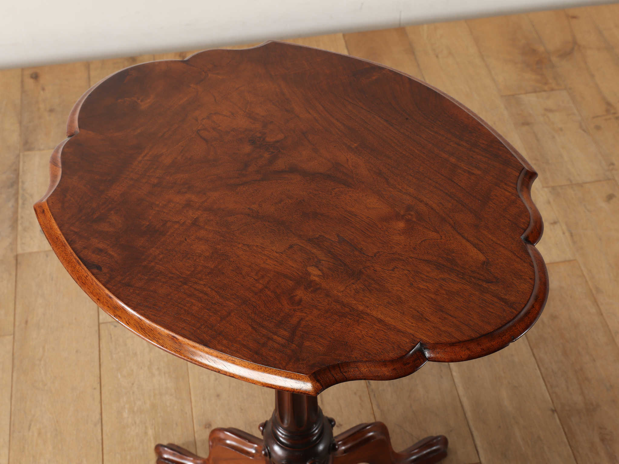 ワインテーブル | ロイズ・アンティークス | ヨーロッパのアンティーク