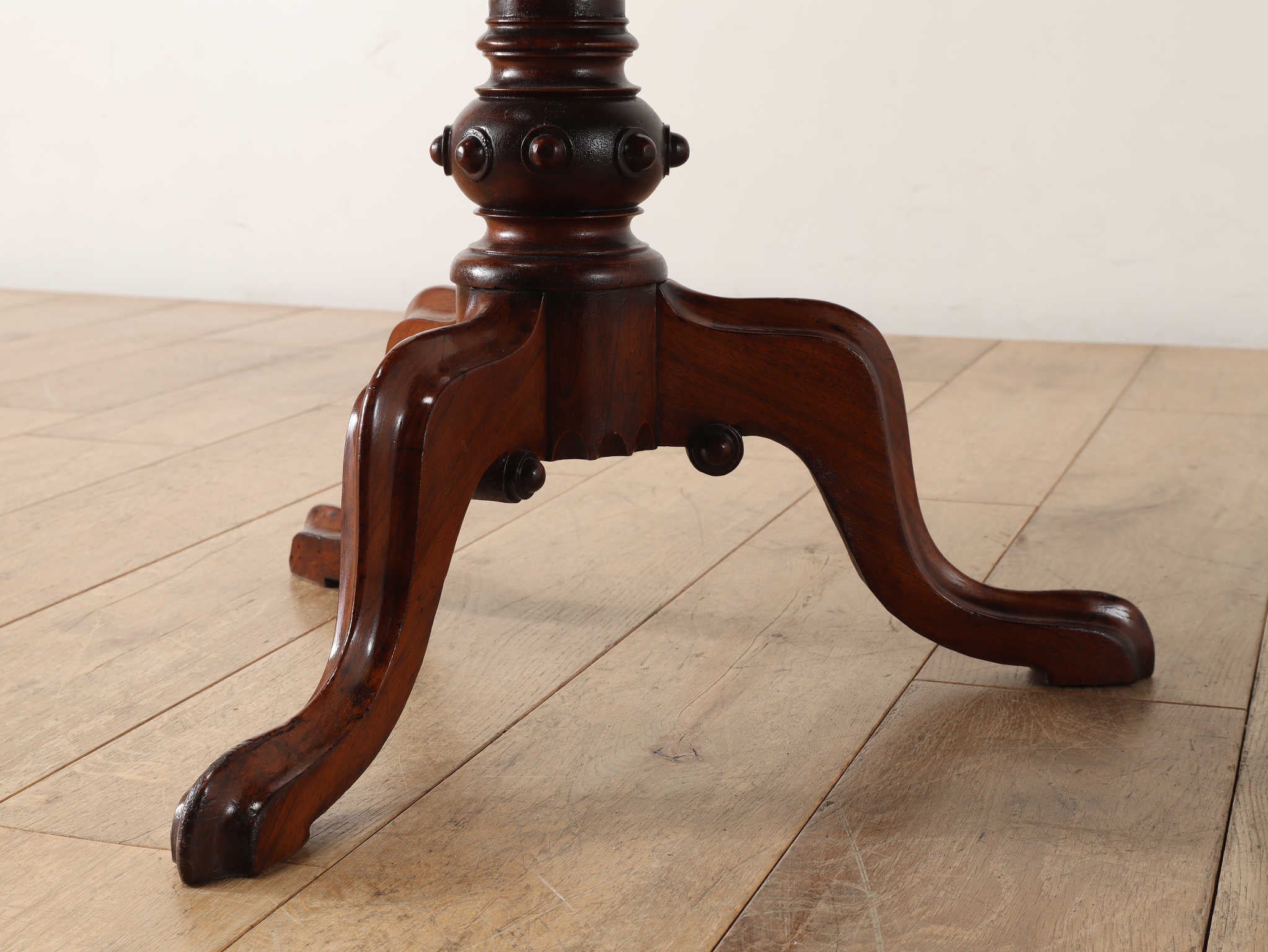 ワインテーブル | ロイズ・アンティークス | ヨーロッパのアンティーク