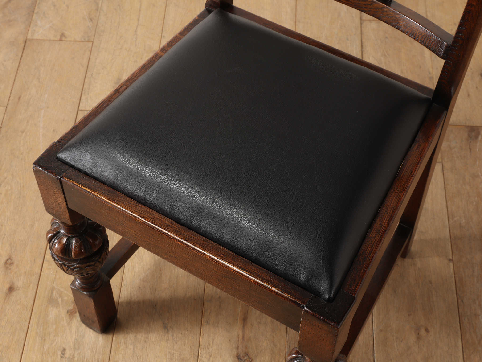 ロイズアンティークス ダイニングチェア ダイニングチェア | ロイズ・アンティークス | ヨーロッパの