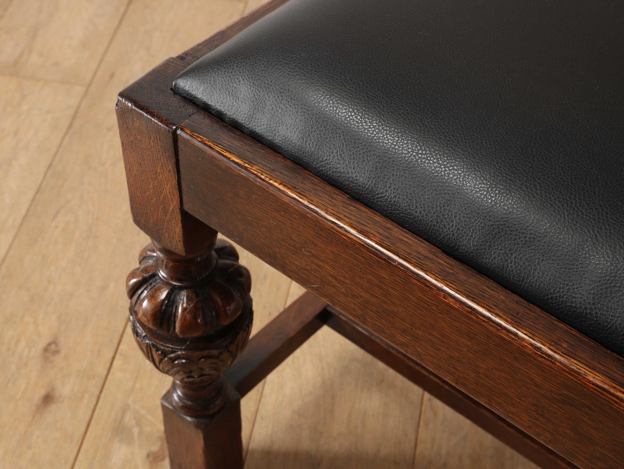 ロイズアンティークス ダイニングチェア ダイニングチェア | ロイズ・アンティークス | ヨーロッパの