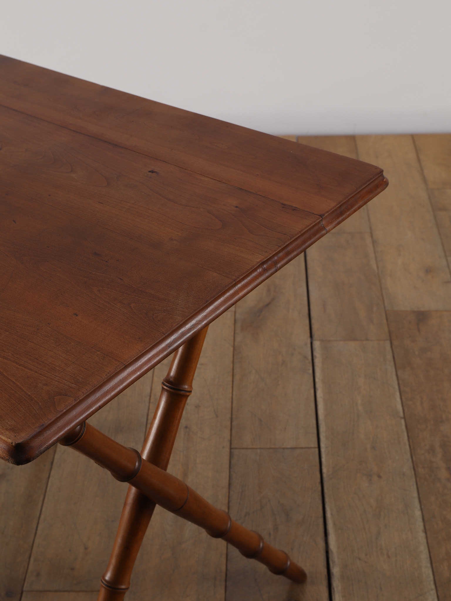 ファーバンブーフォールディングテーブル | ロイズ・アンティークス